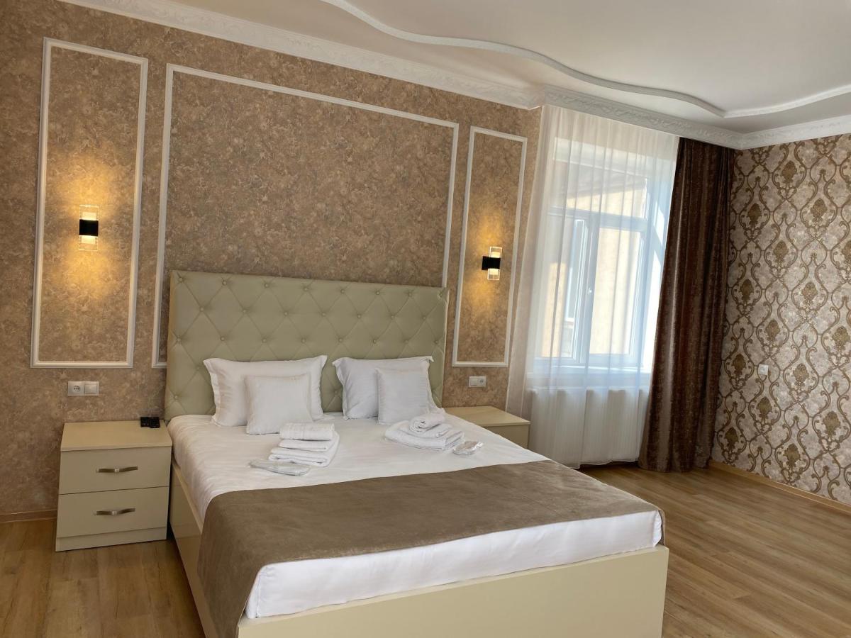 Hotel Sharl Ninotsminda Buitenkant foto