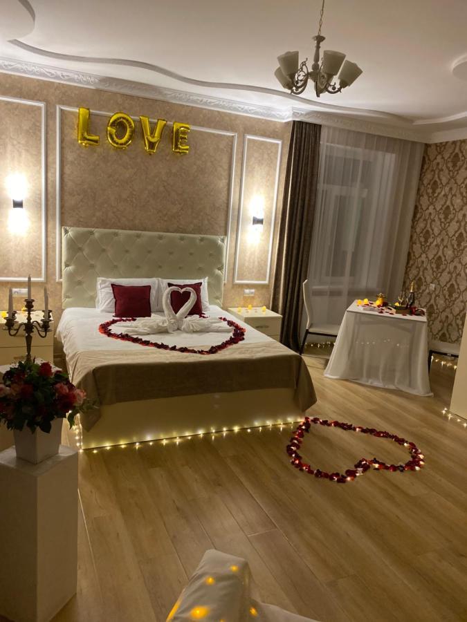 Hotel Sharl Ninotsminda Buitenkant foto