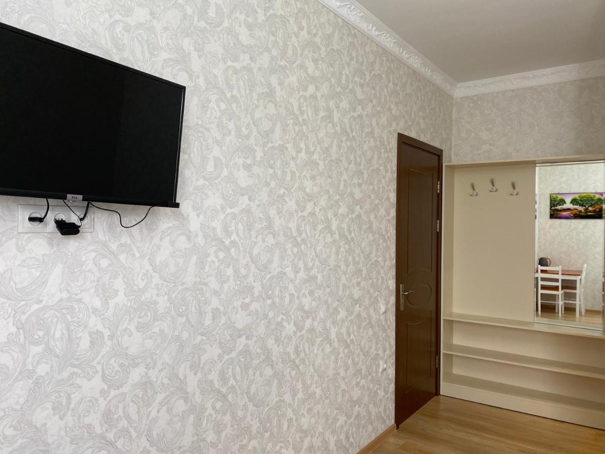 Hotel Sharl Ninotsminda Buitenkant foto